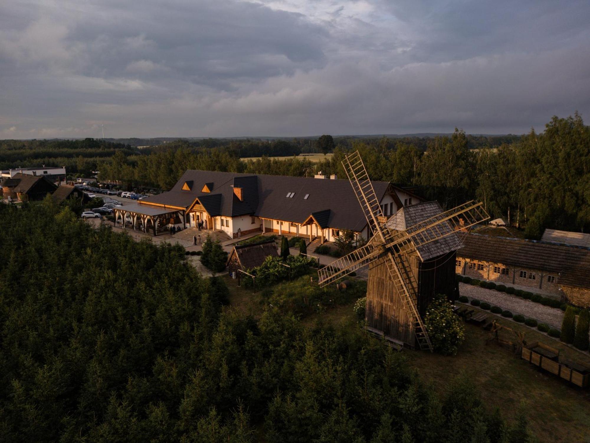 Skansen Bicz Resort Stare Miasto  ภายนอก รูปภาพ